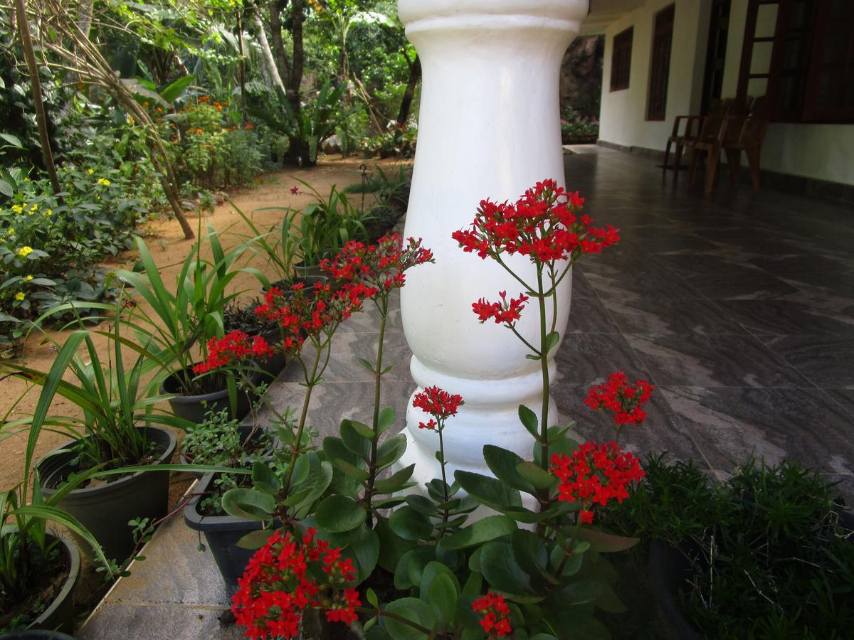 Maneesha Guest House Weligama Εξωτερικό φωτογραφία